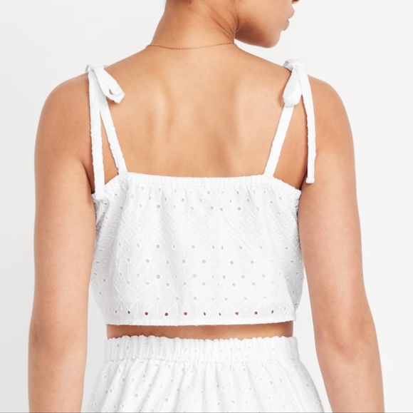 NWT Old Navy Cami Eyelet Top in White | Tie Strap | Sold out on Old Navy | S - Picture 2 of 7